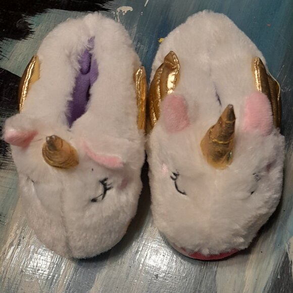 kids unicorn slippers - Picture 1 of 5